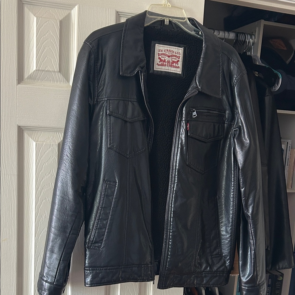 Levi's Men's Black Faux Leather Trucker Jacket